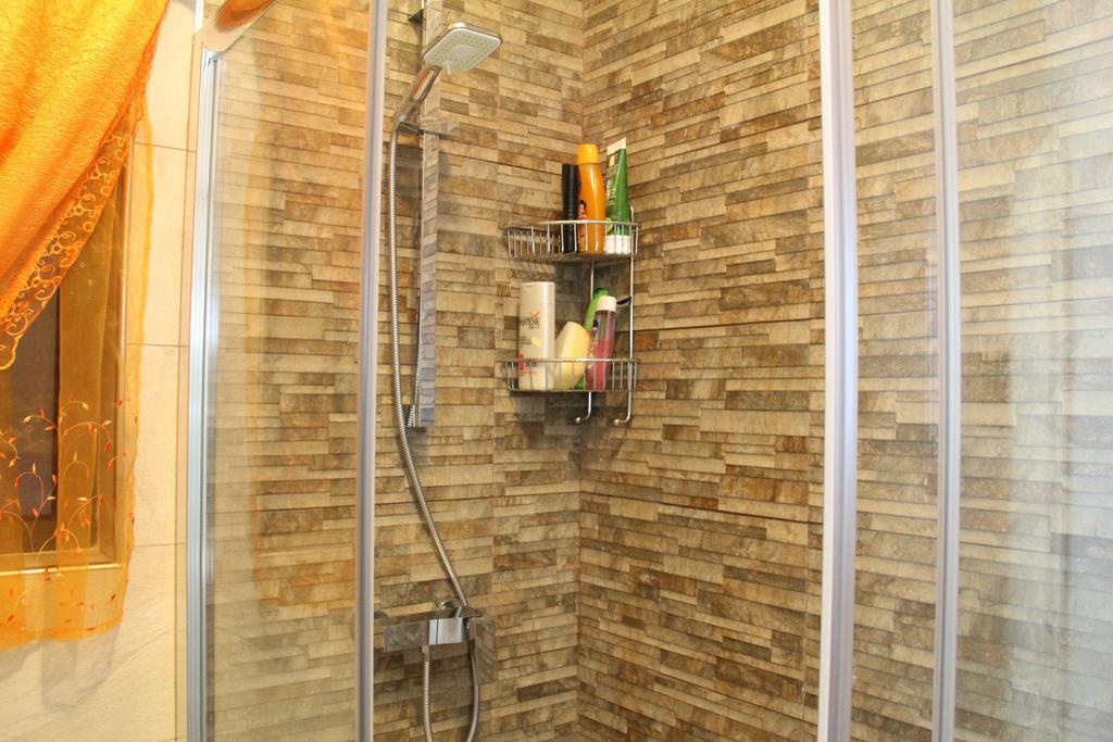 Merhba Apt 3 Marsalforn Bilik gambar